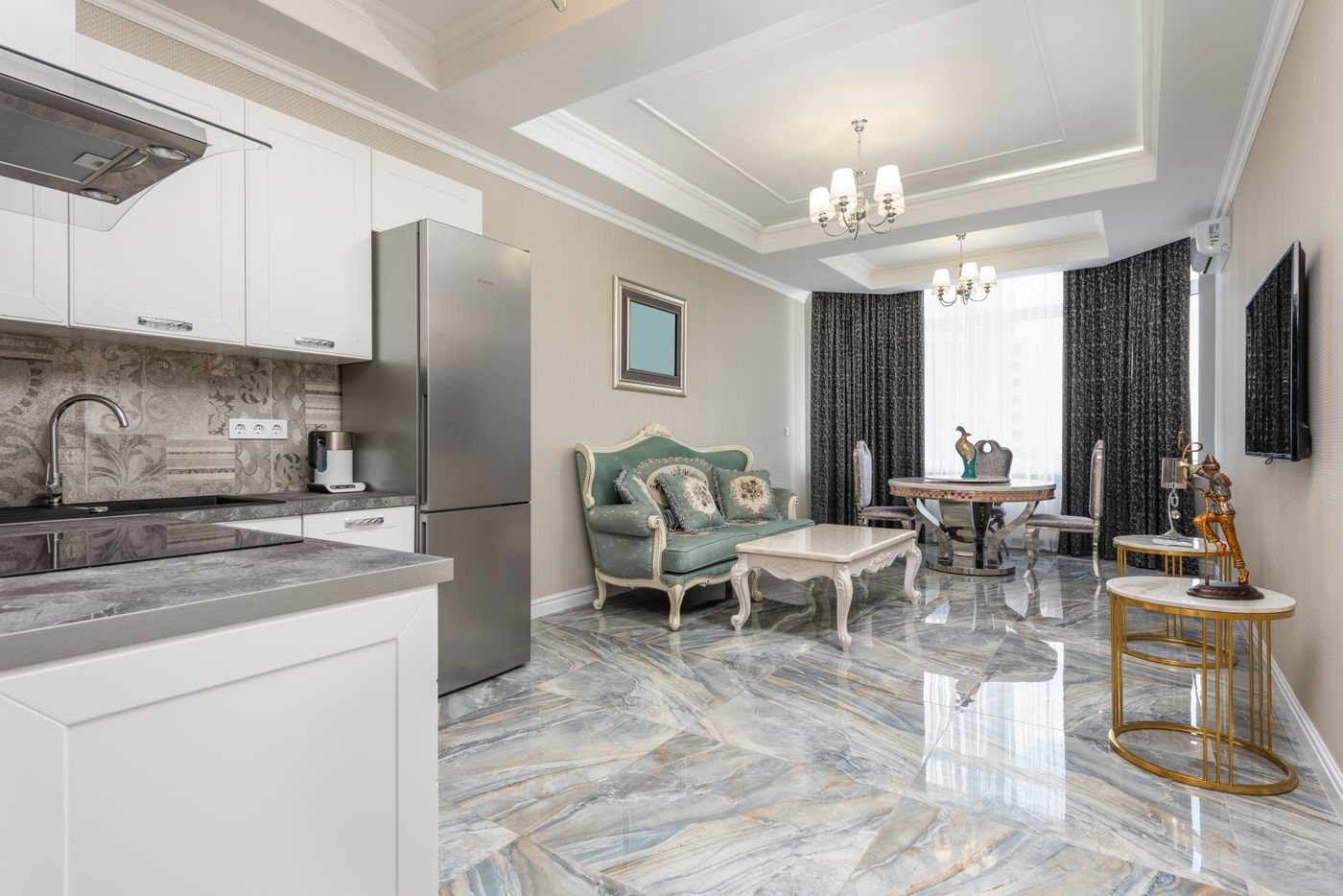 Home living room with a polished marble floor